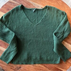 Green V-Neck Ribbed Sweater